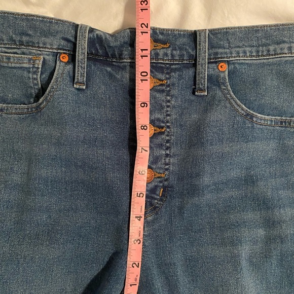 Madewell button front high waist skinny jeans (Dewitt wash) - Picture 4 of 8